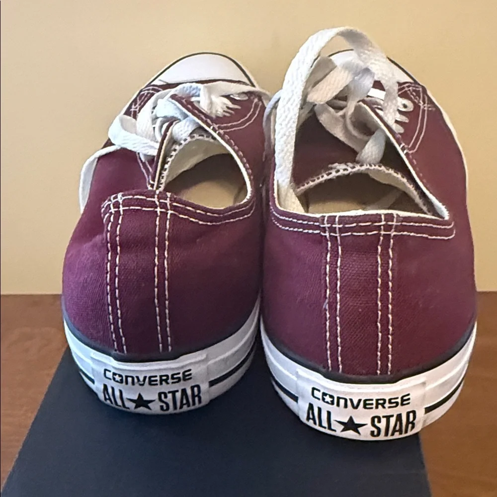 Burgundy Converse All Stars. Men’s 7/Women’s 9 - Picture 4 of 7